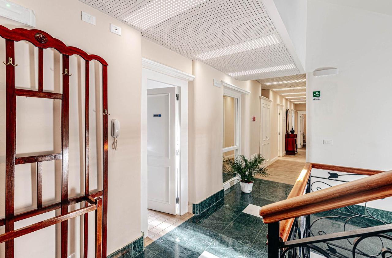 Giulio Cesare 14, Residence 팔레르모 외부 사진